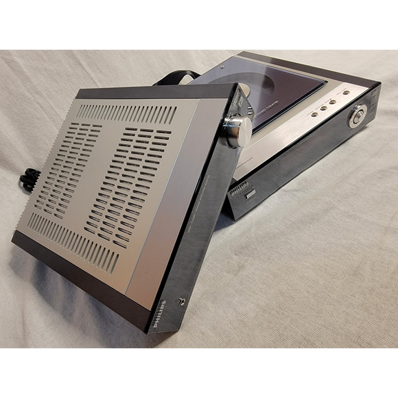 Philips MCD702 DVD Micro Theatre/Tuner Combo - Picture 4 of 5